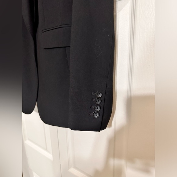 DKNY Women’s Black Blazer - Picture 3 of 11